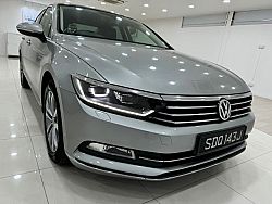 Volkswagen Passat B8 1.8 TFSI AT 2015 Silver Push Start